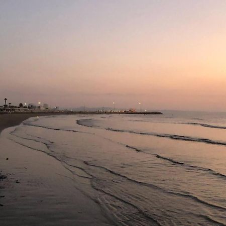 Beach Apartment Mackenzie, Larnaca Exterior photo