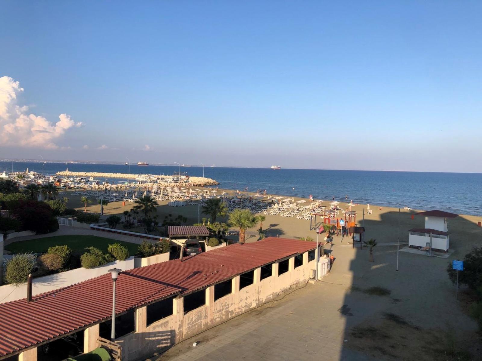 Beach Apartment Mackenzie, Larnaca Exterior photo